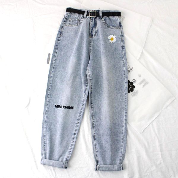 women jeans daisy embroidery denim jean high waist jeans plus size denim harem trousers mujer vintage casual jeans women pant, Black;white
women jeans daisy embroidery denim jean high waist jeans plus size denim harem trousers mujer vintage casual jeans women pant, Black;white