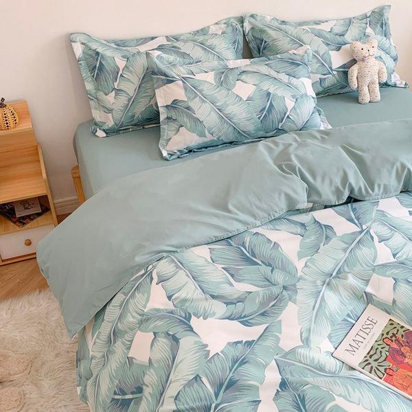 bedding sets plant set luxury family sheet duvet cover pillowcase for boys girls room bed linen strawberry printed
bedding sets plant set luxury family sheet duvet cover pillowcase for boys girls room bed linen strawberry printed