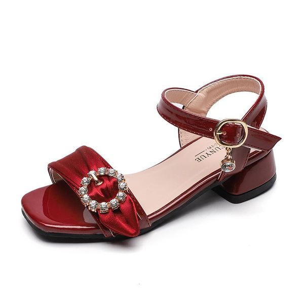 fashion princess rhinestone summer patent leather sandals big childrens girls kids soft bottom beach shoes -11 12 13 years, Black;red
fashion princess rhinestone summer patent leather sandals big childrens girls kids soft bottom beach shoes -11 12 13 years, Black;red