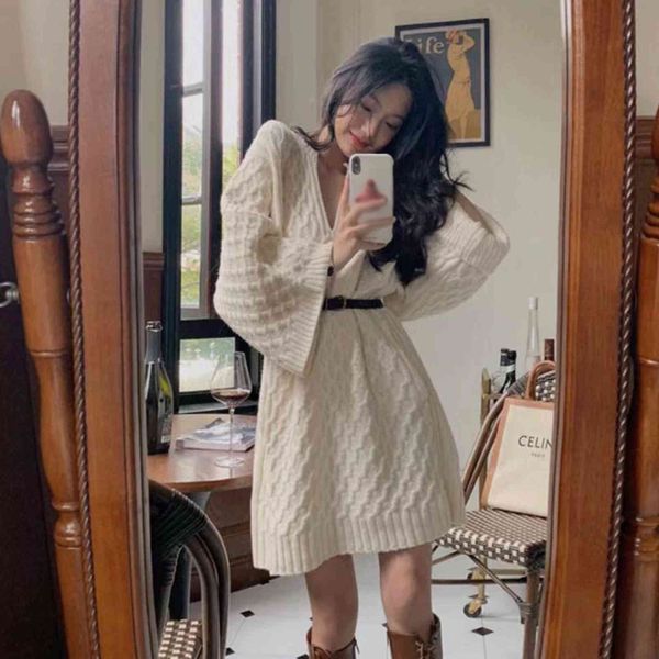 casual dresses female autumn dress fashion commuting small fresh style cold wind high-quality knitted long flared sleeve drwa, Black;gray
casual dresses female autumn dress fashion commuting small fresh style cold wind high-quality knitted long flared sleeve drwa, Black;gray