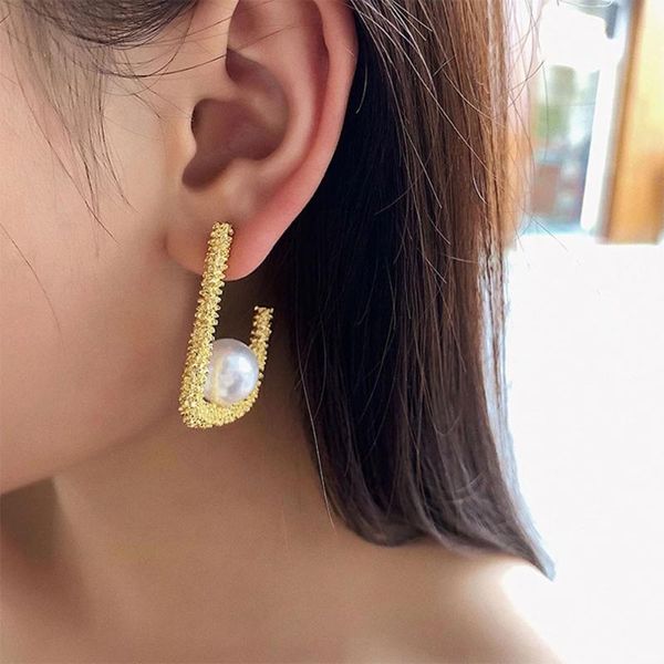 stud french style earrings geometric shape of hollow out sweet and romantic female temperament jewelry gifts, Golden;silver
stud french style earrings geometric shape of hollow out sweet and romantic female temperament jewelry gifts, Golden;silver