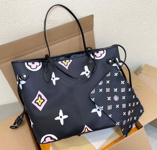 women's shopping bag 2021 luxury designer graffiti two-piece set of three colors optional free home delivery quality beautiful, Black
women's shopping bag 2021 luxury designer graffiti two-piece set of three colors optional free home delivery quality beautiful, Black