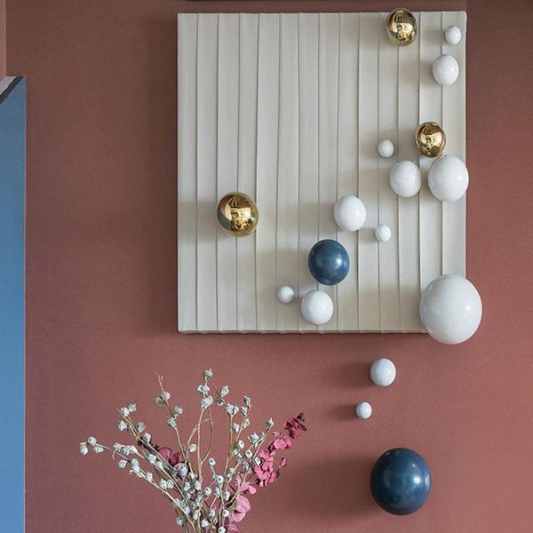 decorative objects & figurines modern luxury 3d painting metal ball physical hanging el model room art installation wall decor 
decorative objects & figurines modern luxury 3d painting metal ball physical hanging el model room art installation wall decor