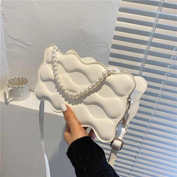 evening bags pearl chain handbag korean version of simple embossed bag female fashion commuter one-shoulder messenger
evening bags pearl chain handbag korean version of simple embossed bag female fashion commuter one-shoulder messenger