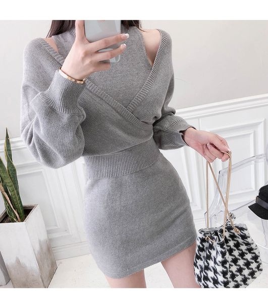early spring french retro playful suit small fragrant knitted knitted off-shoulder sweater dress two-piece package hip, Black;gray
early spring french retro playful suit small fragrant knitted knitted off-shoulder sweater dress two-piece package hip, Black;gray