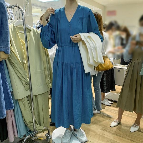 casual dresses 2021 spring autumn women clothes v-neck slim waist ultra long blue shirt dress 3/4 sleeve mid-calf loose, Black;gray 
casual dresses 2021 spring autumn women clothes v-neck slim waist ultra long blue shirt dress 3/4 sleeve mid-calf loose, Black;gray