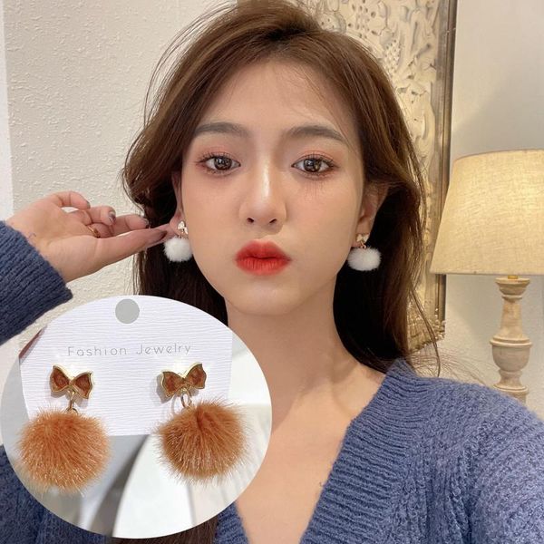 stud winter korean sweet plush ball earring for women cute bow simple round earrings girl fine jewelry gift wholesale, Golden;silver
stud winter korean sweet plush ball earring for women cute bow simple round earrings girl fine jewelry gift wholesale, Golden;silver