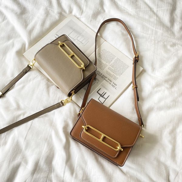 handbag nose tofu new solid color simple and versatile one shoulder messenger bag women's organ small square bag
handbag nose tofu new solid color simple and versatile one shoulder messenger bag women's organ small square bag