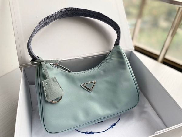 new women's re-edition 2000 tote nylon leather shoulder bag luxury designer women's shoulder bag crossbody bags handbag 70
new women's re-edition 2000 tote nylon leather shoulder bag luxury designer women's shoulder bag crossbody bags handbag 70