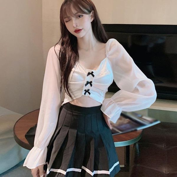 women's t-shirt 2021 spring autumn slash v-neck sweet exposed navel puff long sleeve shirt blouses all-matched, White
women's t-shirt 2021 spring autumn slash v-neck sweet exposed navel puff long sleeve shirt blouses all-matched, White