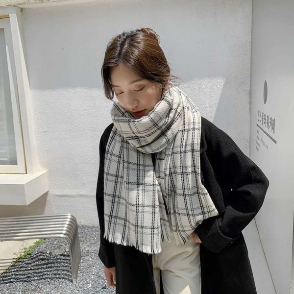 plaid scarf imitation cashmere female 2021 autumn winter fashion warm scarf tassel shawl gift bib, Blue;gray
plaid scarf imitation cashmere female 2021 autumn winter fashion warm scarf tassel shawl gift bib, Blue;gray