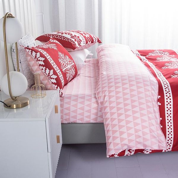bedding sets 4pcs/sets home christmas flat bedsheet & quilt cover set with pillowcase  comforter soft breathable 
bedding sets 4pcs/sets home christmas flat bedsheet & quilt cover set with pillowcase  comforter soft breathable