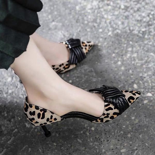 dress shoes women high heels,2021 spring leopard shoes,pointed toe,bowtie shoe,fashion office lady footware,big size,black,drop
dress shoes women high heels,2021 spring leopard shoes,pointed toe,bowtie shoe,fashion office lady footware,big size,black,drop