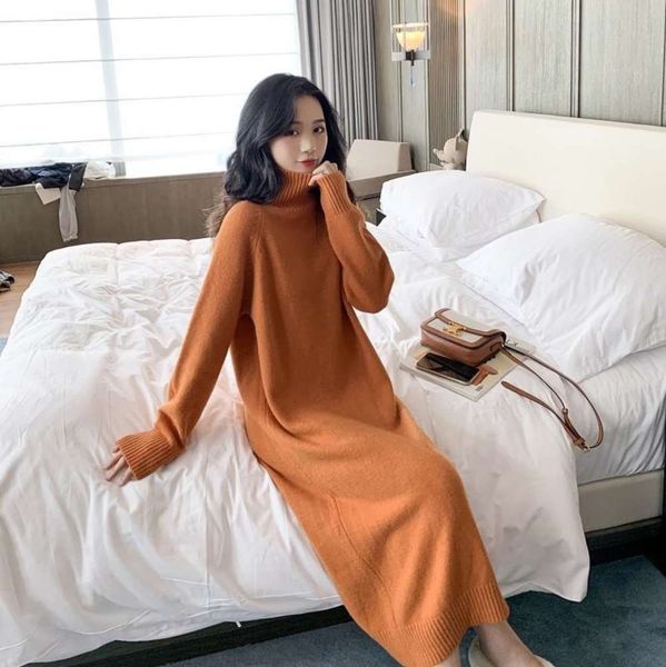 autumn loose medium length high neck wool slim knit, White;black
autumn loose medium length high neck wool slim knit, White;black