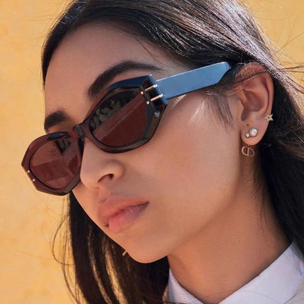 outdoor eyewear unique rectangle rivet sunglasses women men 2021 brand designer black white leopard vintage small oculos de sol feminino uv4
outdoor eyewear unique rectangle rivet sunglasses women men 2021 brand designer black white leopard vintage small oculos de sol feminino uv4