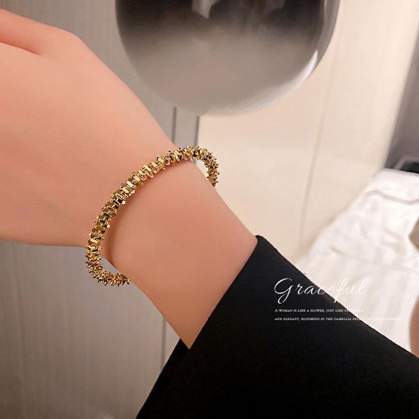 bangle european and american personality jewelry with geometric adjustable bracelet metal temperament for women birthday, Black
bangle european and american personality jewelry with geometric adjustable bracelet metal temperament for women birthday, Black