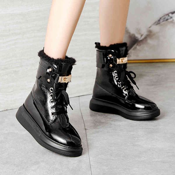 boots women's snowboots with leather lining, women's shoes varnished and ankle platform, warm for winter, uzco, Black
boots women's snowboots with leather lining, women's shoes varnished and ankle platform, warm for winter, uzco, Black