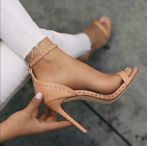 fashion classic sandals thin heeled women's shoes rivet super high heels 35-42 size, Black
fashion classic sandals thin heeled women's shoes rivet super high heels 35-42 size, Black