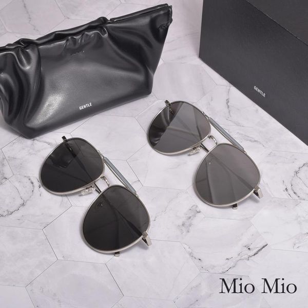 sunglasses gm fashion pilot metal frame gentle miomio leisure travel suitable for big face with original box, White;black
sunglasses gm fashion pilot metal frame gentle miomio leisure travel suitable for big face with original box, White;black