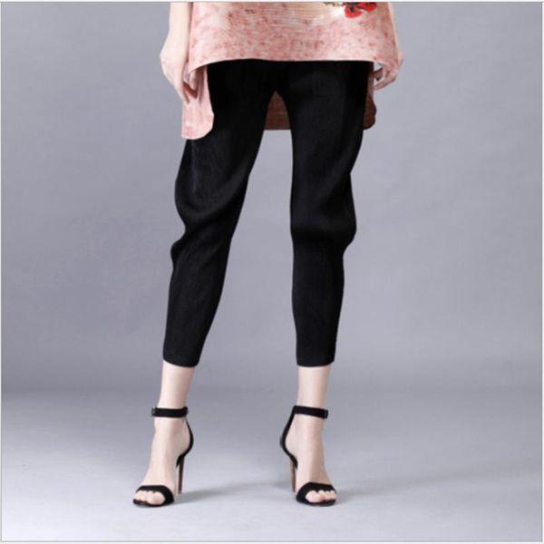 women's pants & capris miyake folds casual spring and summer solid color feet radish harem nine, Black;white
women's pants & capris miyake folds casual spring and summer solid color feet radish harem nine, Black;white