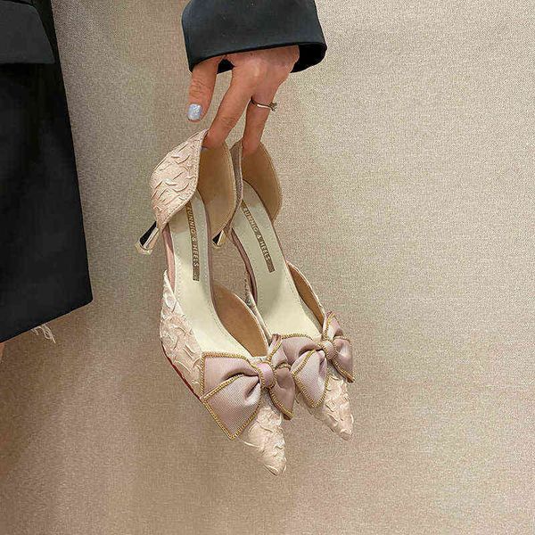 dress shoes 668-23 high heel's spring and summer 2022 bow hollow trend fairy daily casual single shoes, Black
dress shoes 668-23 high heel's spring and summer 2022 bow hollow trend fairy daily casual single shoes, Black