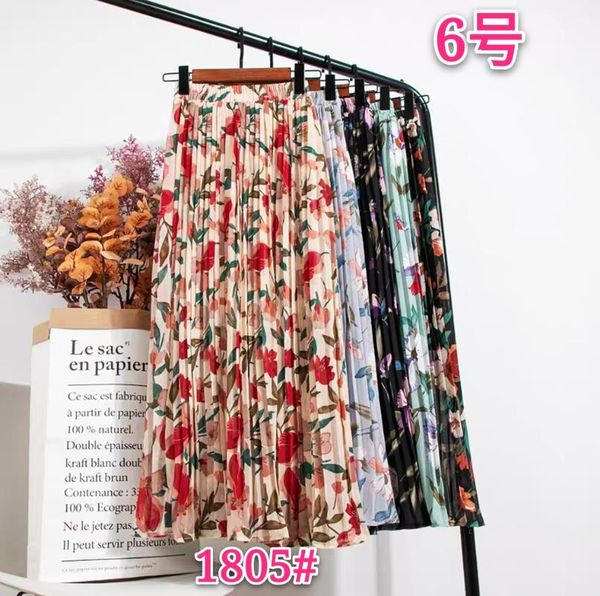 skirts a word high waist pleated skirt floral chiffon female 2021 summer and spring long, Black
skirts a word high waist pleated skirt floral chiffon female 2021 summer and spring long, Black