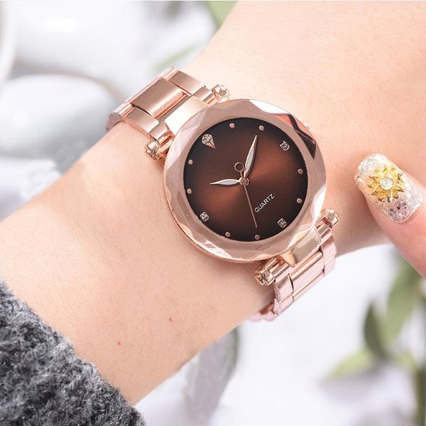wristwatches women watches steel belt quartz watch simple diamond studded, Slivery;brown
wristwatches women watches steel belt quartz watch simple diamond studded, Slivery;brown