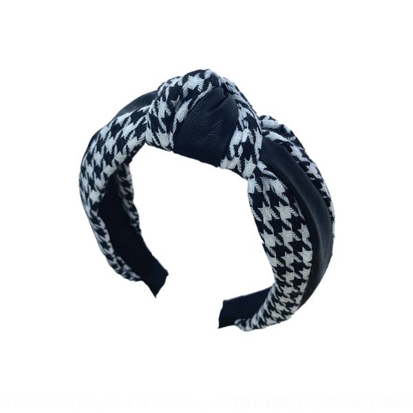 IJU korean pu leather cloth thousand bird pattern stitching adult twist cave out bowknot heads wide side head hair bandbutterfly hair band, Silver
IJU korean pu leather cloth thousand bird pattern stitching adult twist cave out bowknot heads wide side head hair bandbutterfly hair band, Silver