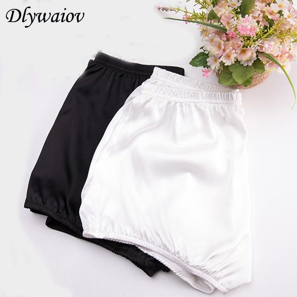 women's shorts women modis black white lmitation silk bottoming short wear wild soft comfortable female 2021 casual elastic bottoms, White;black
women's shorts women modis black white lmitation silk bottoming short wear wild soft comfortable female 2021 casual elastic bottoms, White;black