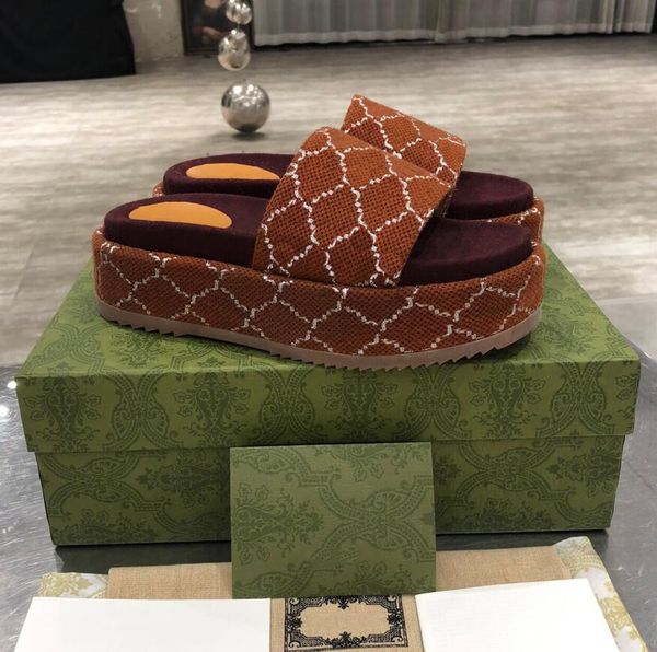 women designers slipper slide sandal floral brocade heightening thick soled bottoms fashion beach thick-soled slippers causal, Black
women designers slipper slide sandal floral brocade heightening thick soled bottoms fashion beach thick-soled slippers causal, Black