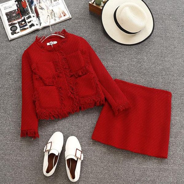 women's two piece pants of fund 2021 autumn winters temperament tweed long-sleeved jacket + fashion show thin cloth bust skirt suits, White
women's two piece pants of fund 2021 autumn winters temperament tweed long-sleeved jacket + fashion show thin cloth bust skirt suits, White