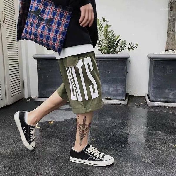 streetwear hip-hop alphabet over knee shorts male tide five-point pants summer sports ins tooling loose straight 5 points men's, White;black
streetwear hip-hop alphabet over knee shorts male tide five-point pants summer sports ins tooling loose straight 5 points men's, White;black