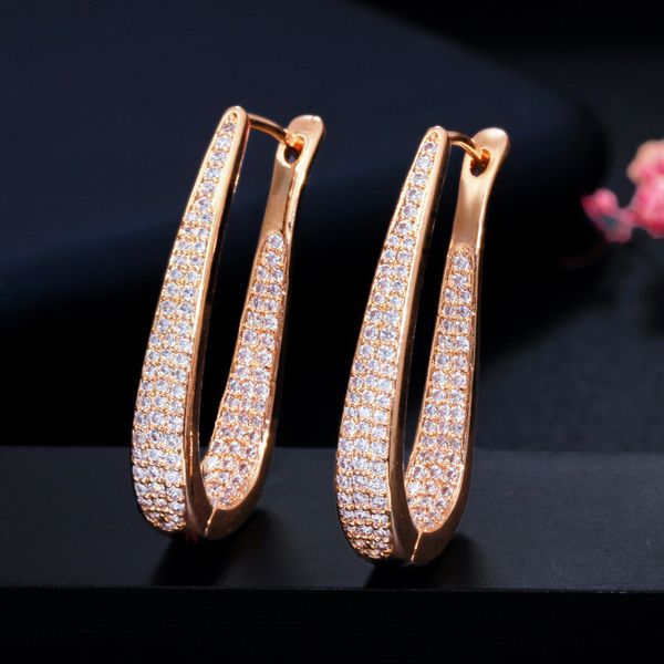 cibo's stylish oval earrings, elegant copper zircon shimmering clip, perfect long earrings, Golden
cibo's stylish oval earrings, elegant copper zircon shimmering clip, perfect long earrings, Golden