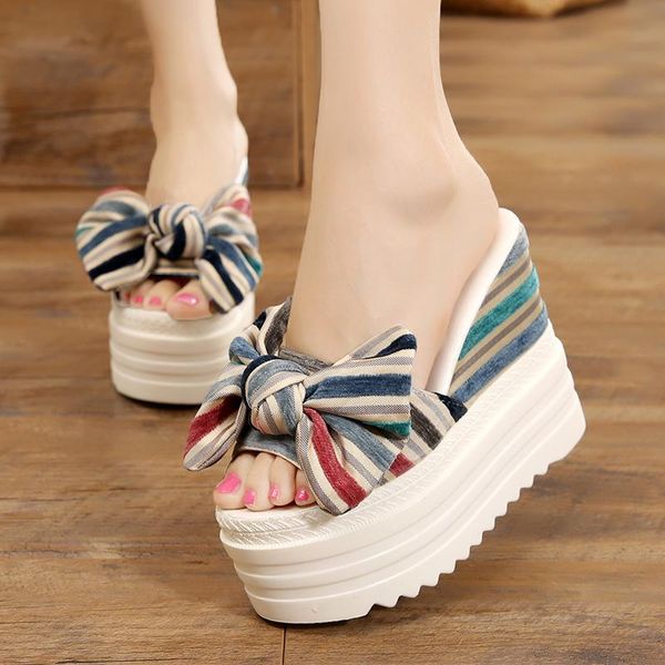 slippers 2021 all-match ultra-heeled women summer fashion outer wear wedge heels increased non-slip thick bottom leisure, Black
slippers 2021 all-match ultra-heeled women summer fashion outer wear wedge heels increased non-slip thick bottom leisure, Black