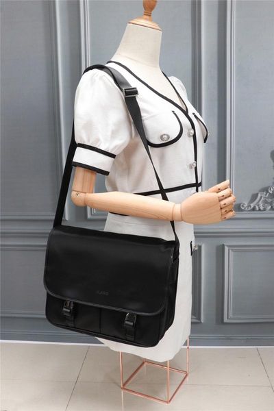 evening bags 2021 france brand classic female sac a main shoulder women's handbag nylon outdoor waterproof sport causal bag with chain
evening bags 2021 france brand classic female sac a main shoulder women's handbag nylon outdoor waterproof sport causal bag with chain