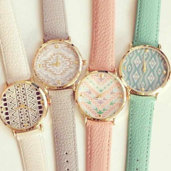 wristwatches america and europe selling aztec watch,four colors old signs patterns geneva watch, Slivery;brown
wristwatches america and europe selling aztec watch,four colors old signs patterns geneva watch, Slivery;brown