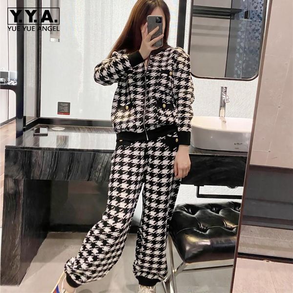 vintage women casual black white plaid two piece set cardigan wide leg pants matching sets 2021 ladies outfits women's
vintage women casual black white plaid two piece set cardigan wide leg pants matching sets 2021 ladies outfits women's