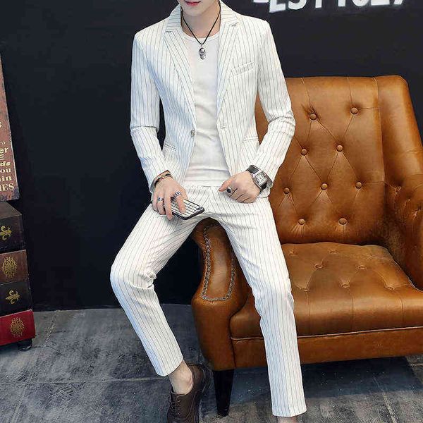 luxury suits blaze spring and autumn men's korean version youth trend man slim fitting suit nine point pants two-piece set, Black
luxury suits blaze spring and autumn men's korean version youth trend man slim fitting suit nine point pants two-piece set, Black