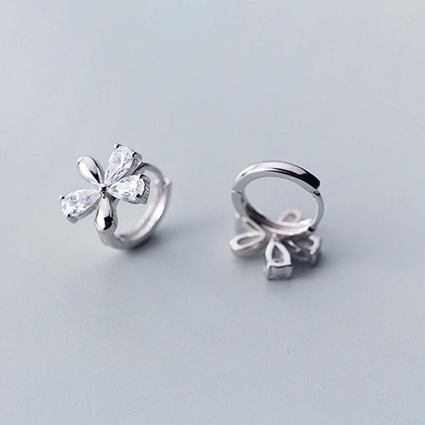 hoop & huggie glitter flowers sweet cubic zirconia 925 sterling silver earrings for women korean fashion jewelry bling gift, Golden;silver
hoop & huggie glitter flowers sweet cubic zirconia 925 sterling silver earrings for women korean fashion jewelry bling gift, Golden;silver