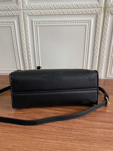 women luxurys designers bag onthego handbag luxury designer crossbody bags small tote shoulder high-quality leather handbags wallet des
women luxurys designers bag onthego handbag luxury designer crossbody bags small tote shoulder high-quality leather handbags wallet des