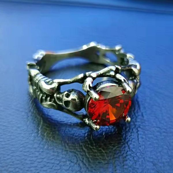 wedding rings fashion jewelry stainless steel skull red stone ring women's trendy simple punk gift, Slivery;golden
wedding rings fashion jewelry stainless steel skull red stone ring women's trendy simple punk gift, Slivery;golden