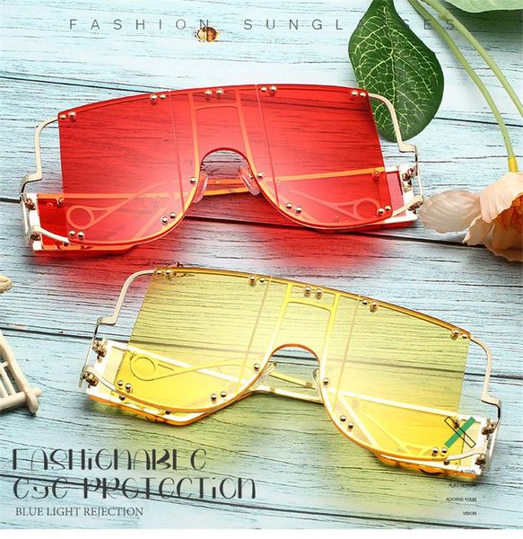 sunglasses fashion square women large mirrors men shades glasses luxury metal non trend unique women's, White;black
sunglasses fashion square women large mirrors men shades glasses luxury metal non trend unique women's, White;black