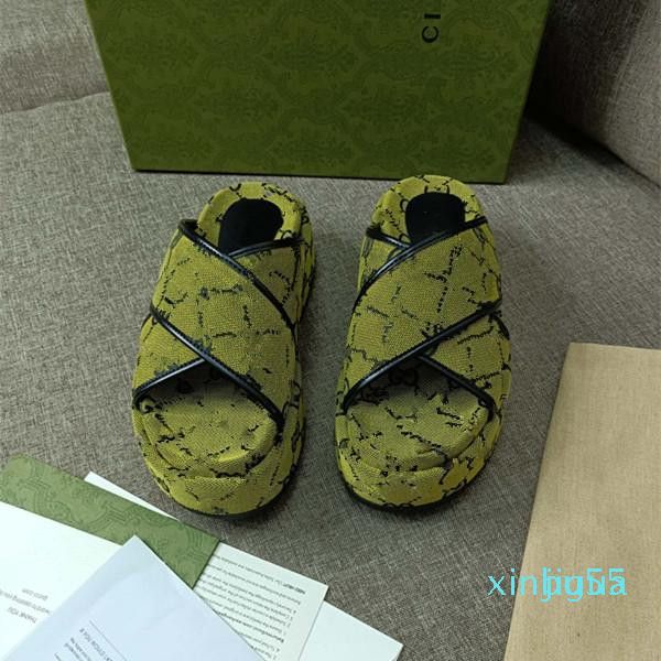 designer blade fashion women's slippers sandals special fabric material embroidery trademark luxury atmosphere elegant, Black
designer blade fashion women's slippers sandals special fabric material embroidery trademark luxury atmosphere elegant, Black