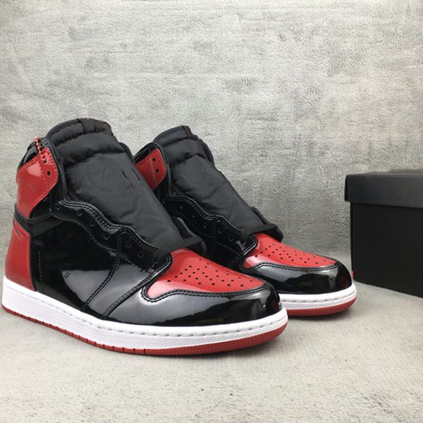 2022 high patent bred 1 basketball shoes 1s mens trainers women sport sneakers size 36-47
2022 high patent bred 1 basketball shoes 1s mens trainers women sport sneakers size 36-47