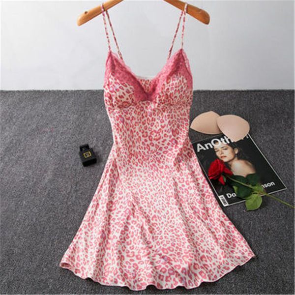 women's sleepwear dailou female satin nightgown spaghetti strap night dress with chest pad lady nighties nightwear bridesmaid, Black;red
women's sleepwear dailou female satin nightgown spaghetti strap night dress with chest pad lady nighties nightwear bridesmaid, Black;red