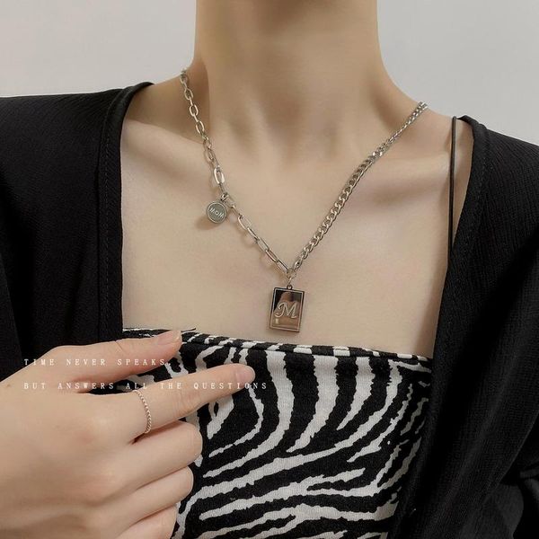 chains square card m letter necklaces woman jewelry hip hop necklace ladies pendant chain silver color european stainless naszyjnik 
chains square card m letter necklaces woman jewelry hip hop necklace ladies pendant chain silver color european stainless naszyjnik