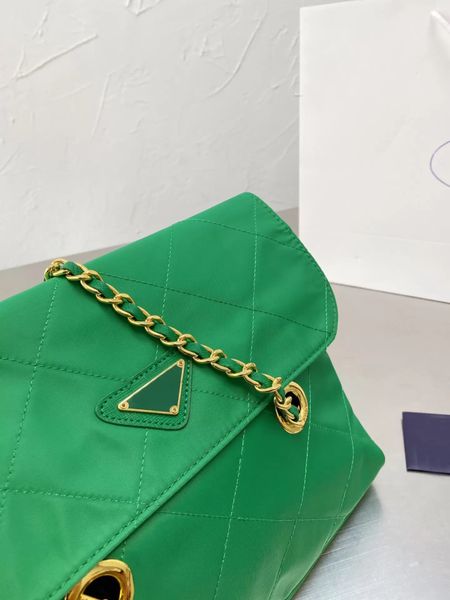 luxury designers evening bags women's shoulder bag fashion nylon parachute fabric handbag cross body with 5 color
luxury designers evening bags women's shoulder bag fashion nylon parachute fabric handbag cross body with 5 color