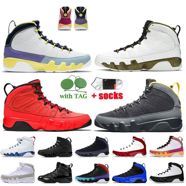 wholesale 9 9s basketball shoes jumpman change the world statue university gold chile red white pink multi color trainers sneakers
wholesale 9 9s basketball shoes jumpman change the world statue university gold chile red white pink multi color trainers sneakers