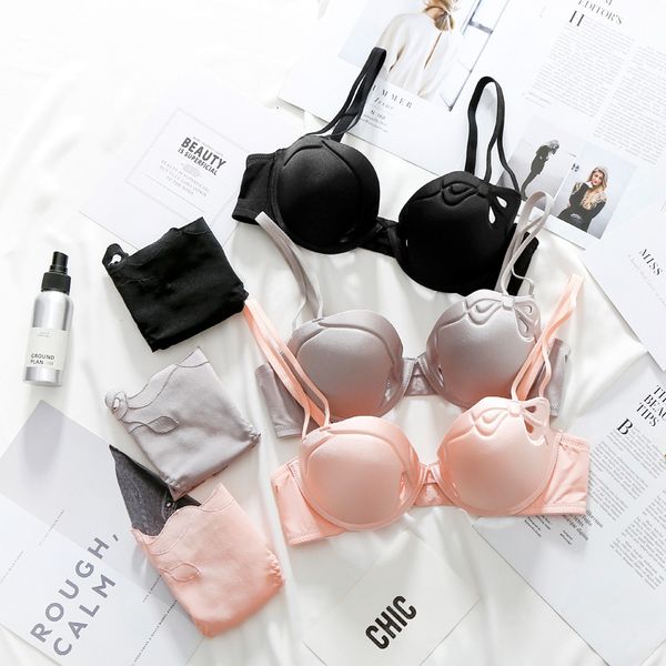 bras sets high end smooth seamless underwear gathered women's bra suit, Red;black
bras sets high end smooth seamless underwear gathered women's bra suit, Red;black