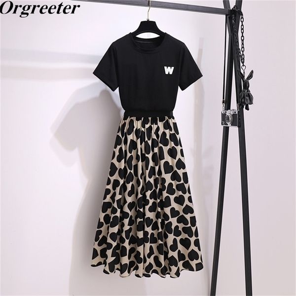 separately sale tshirt and skirt summer letter embroidery black tee + elastic waist print big swing a-line long skirts 2pcs sets 210730, White
separately sale tshirt and skirt summer letter embroidery black tee + elastic waist print big swing a-line long skirts 2pcs sets 210730, White